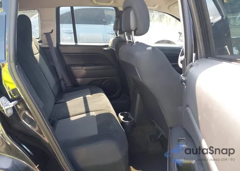 2016 Jeep Compass Sport из США, поврежденный, VIN 1C4NJDBB1GD714330